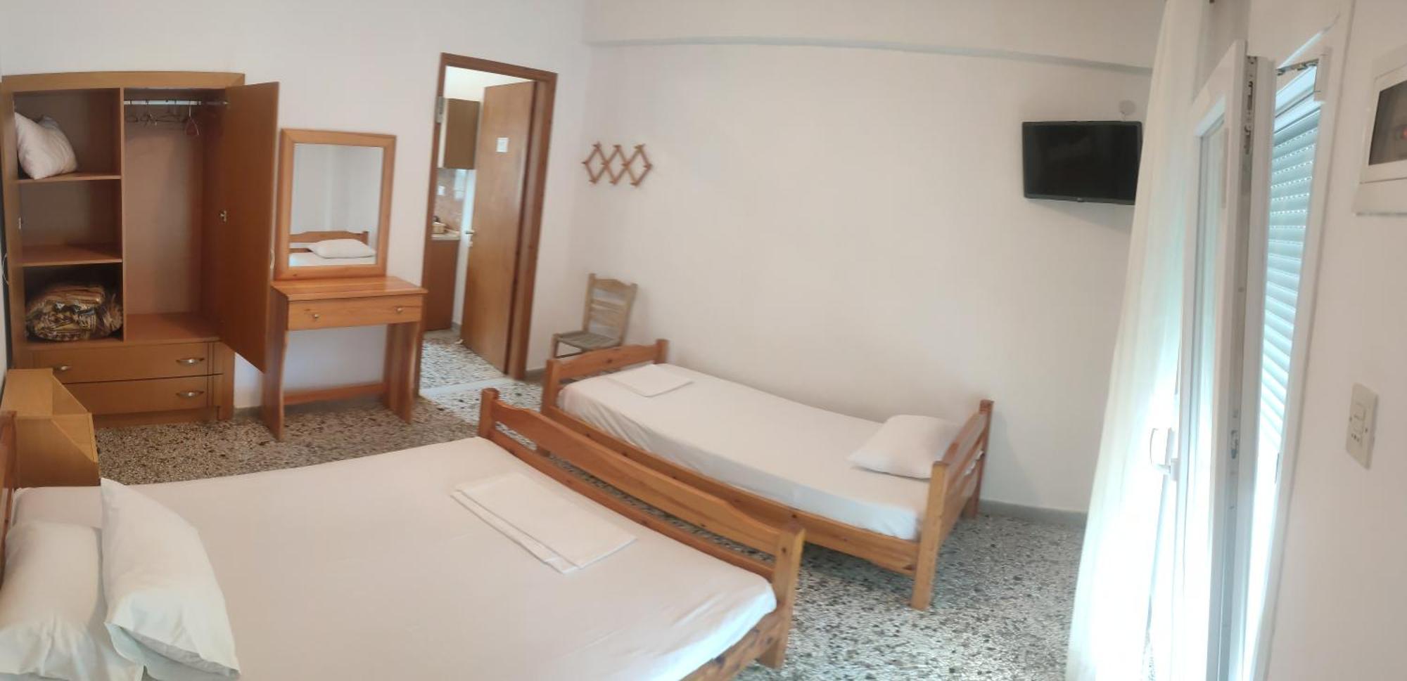 Michalos Apartments Paralia Skotinis Exterior photo